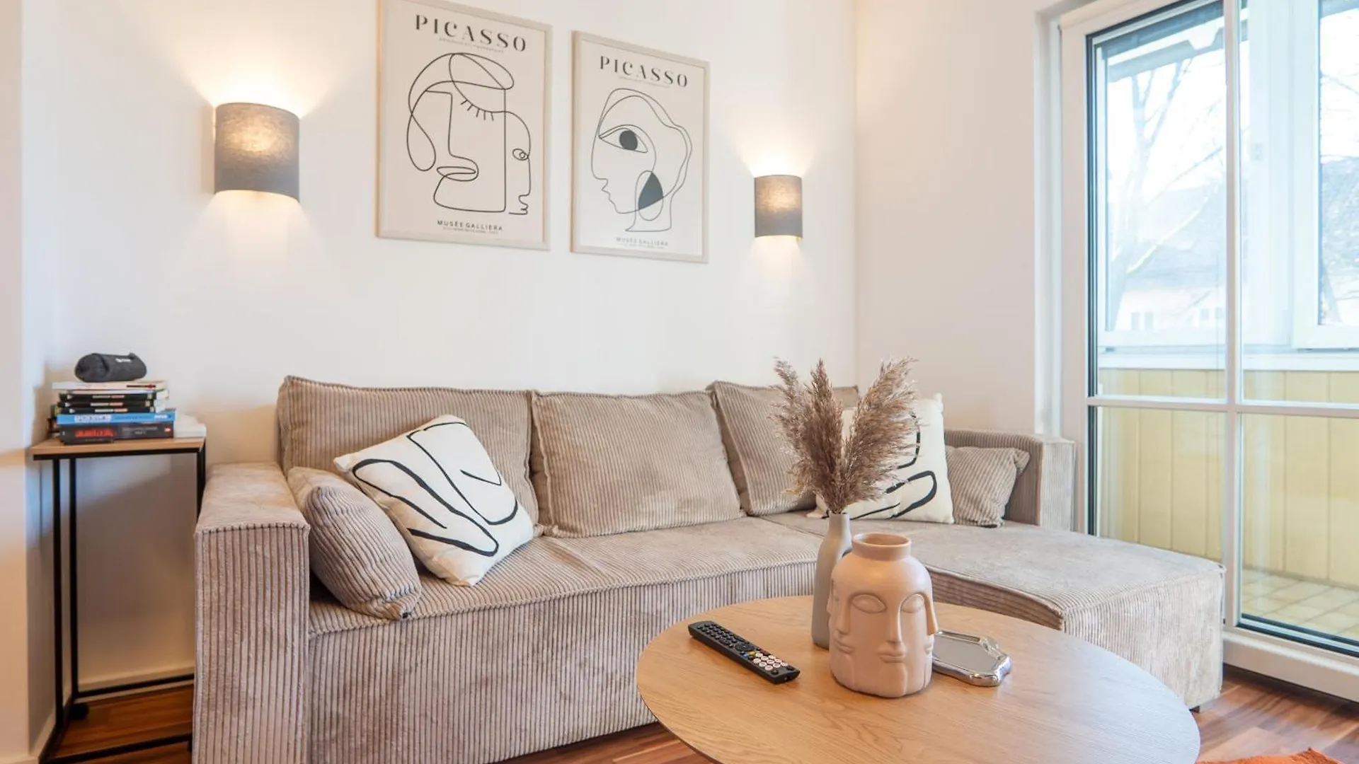 Apartment Passau B - Parken, Stilvoll, Modern & Cozy Im Zentrum Von Passau 0*,  Germany